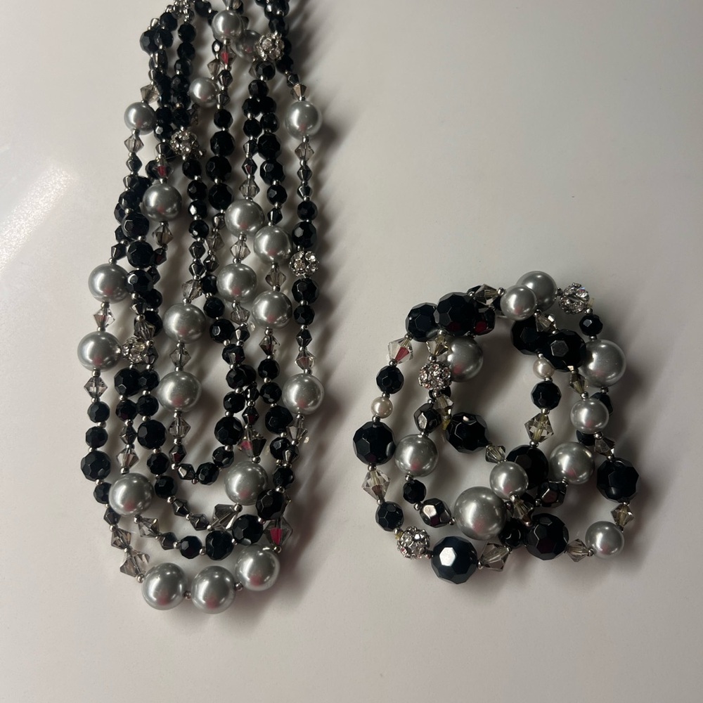 White House Black Market Black and Silver Necklace Set